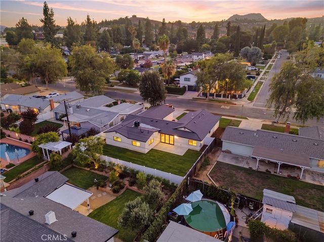 7508 Royer Avenue, West Hills, CA 91307