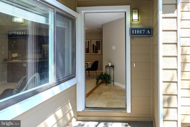 11017-A VILLARIDGE CT, Reston, VA 20191