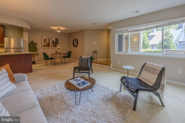11017-A VILLARIDGE CT, Reston, VA 20191