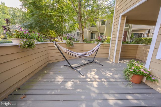 11017-A VILLARIDGE CT, Reston, VA 20191