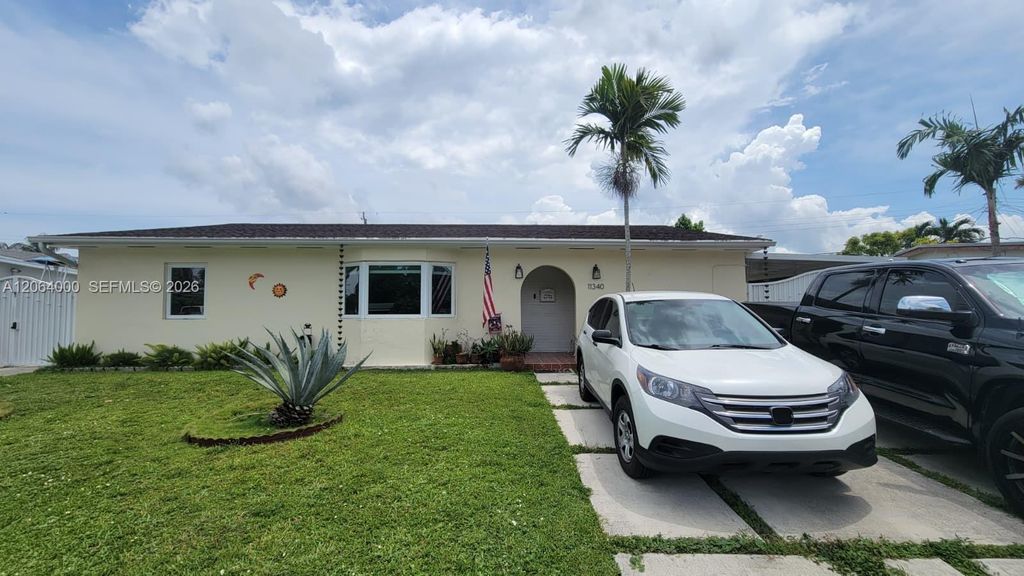 11340 SW 48th St, Miami, FL 33165