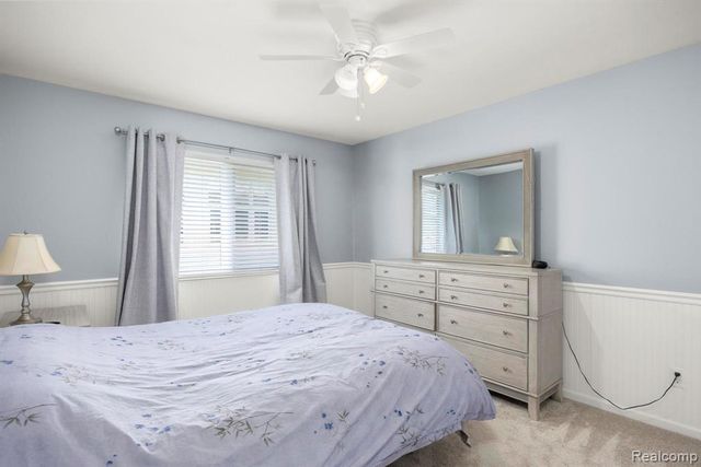 49213 Dunhill Drive, Macomb, MI 48044