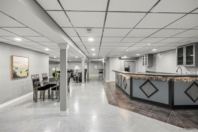 49213 Dunhill Drive, Macomb, MI 48044