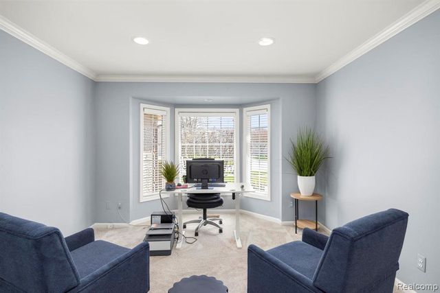 49213 Dunhill Drive, Macomb, MI 48044