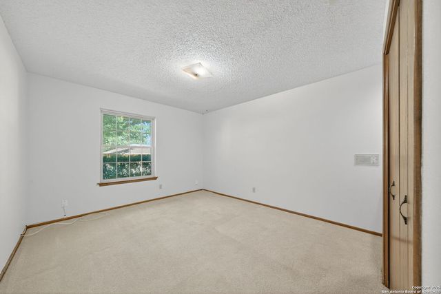 626 Many Oaks, San Antonio, TX 78232