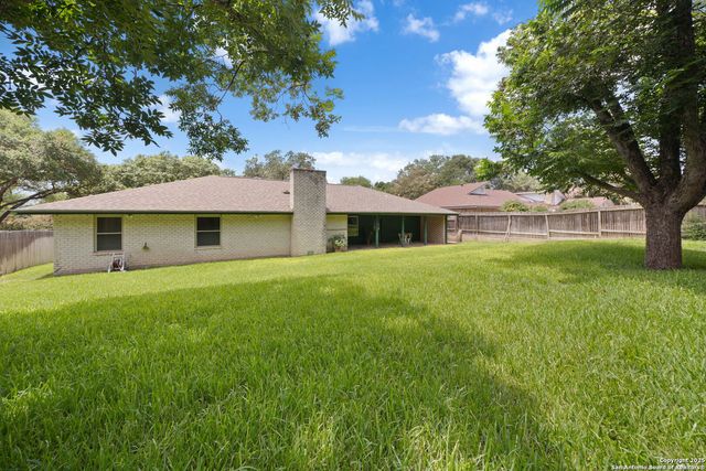 626 Many Oaks, San Antonio, TX 78232