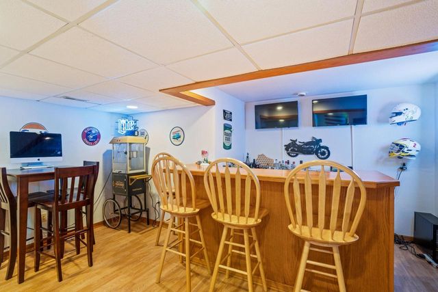 8608 Camelot TRACE, Sturtevant, WI 53177