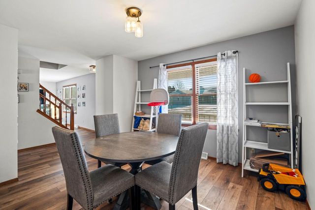 8608 Camelot TRACE, Sturtevant, WI 53177