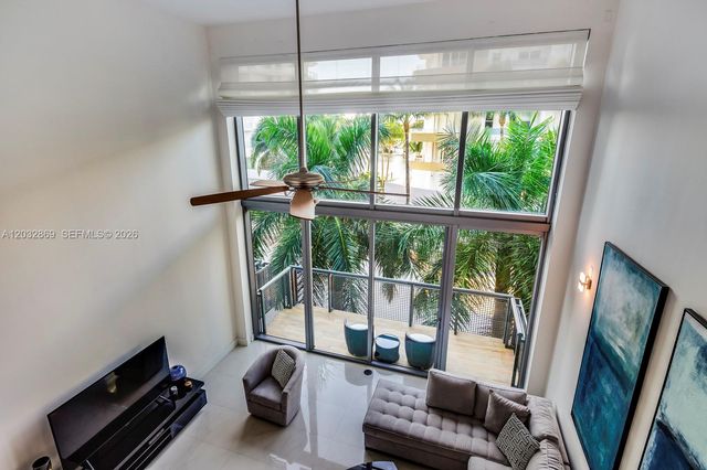 6000 Collins Ave 346, Miami Beach, FL 33140