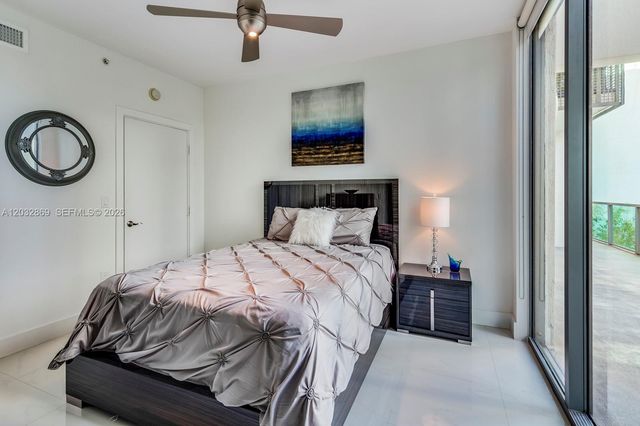 6000 Collins Ave 346, Miami Beach, FL 33140