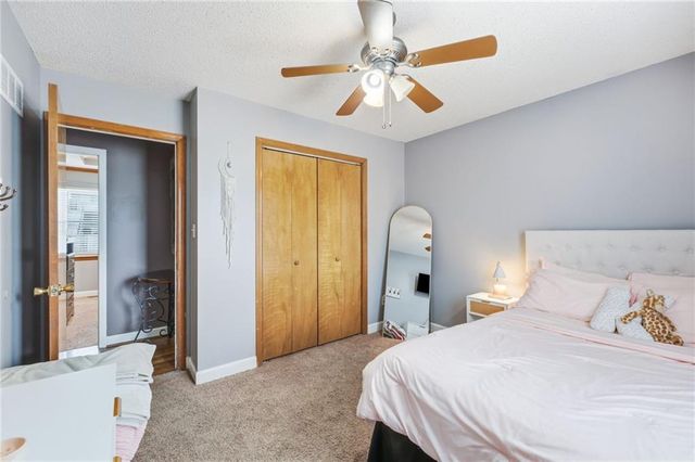 404 SE Onyx Drive, Lee's Summit, MO 64063