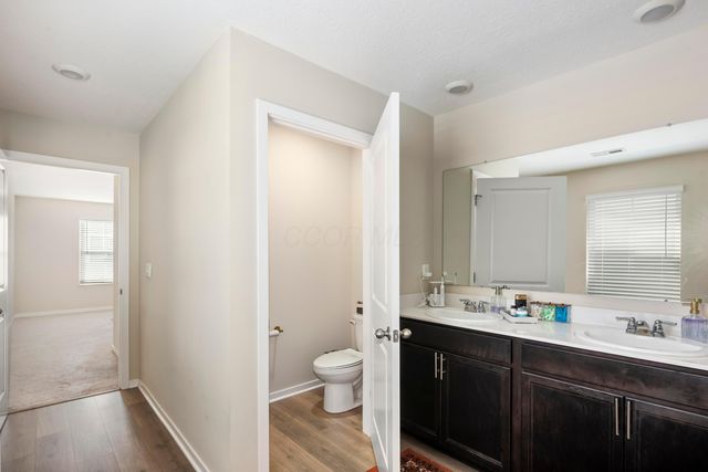 214 Sandburg Drive, Lithopolis, OH 43136