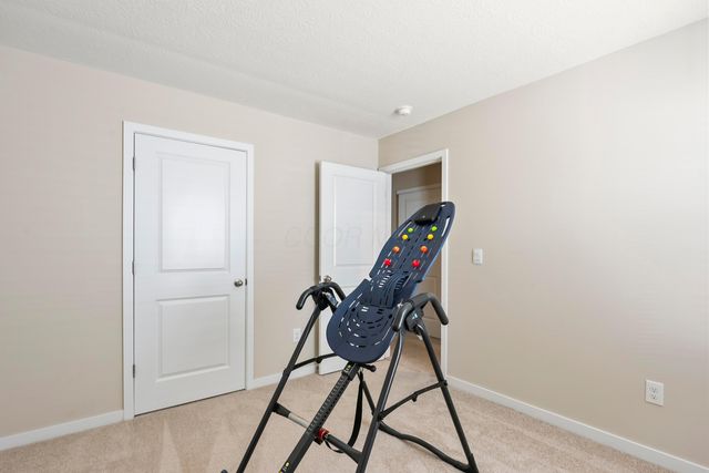 214 Sandburg Drive, Lithopolis, OH 43136