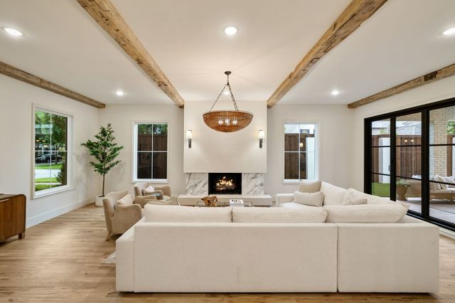 4432 San Carlos Street, University Park, TX 75205