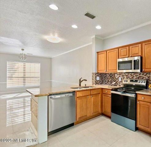 3502 N SUMMERLIN Lane, Jacksonville, FL 32224