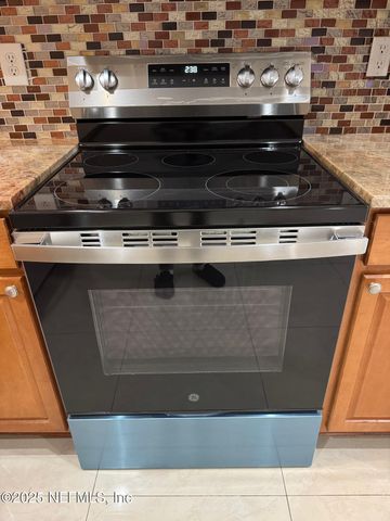 3502 N SUMMERLIN Lane, Jacksonville, FL 32224