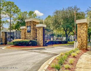 3502 N SUMMERLIN Lane, Jacksonville, FL 32224