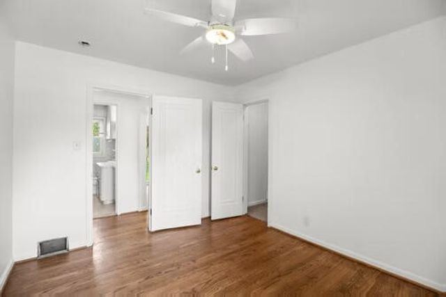 13660 Winchester Street, Oak Park, MI 48237