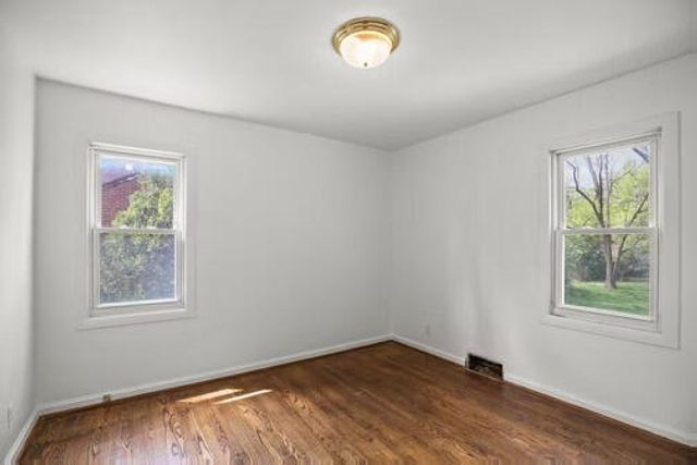 13660 Winchester Street, Oak Park, MI 48237