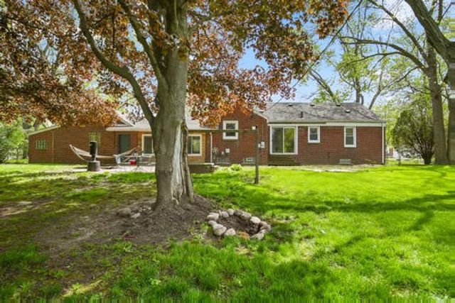 13660 Winchester Street, Oak Park, MI 48237
