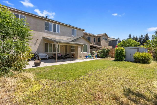 5831 Alton Ct, Riverbank, CA 95367
