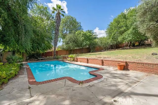 4874 Palo Drive, Tarzana (los Angeles), CA 91356