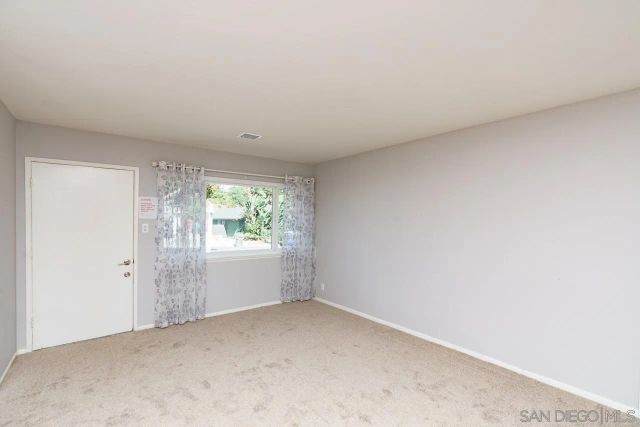 133 Cregar Street, Oceanside, CA 92054