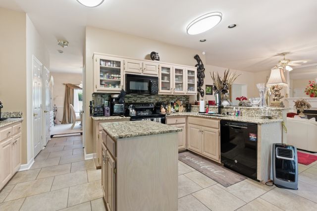 4913 Tulip Grove Ln, Hermitage, TN 37076