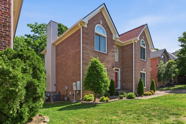 4913 Tulip Grove Ln, Hermitage, TN 37076