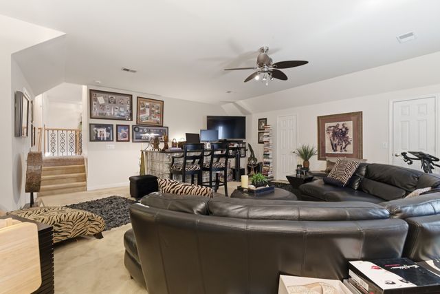 4913 Tulip Grove Ln, Hermitage, TN 37076