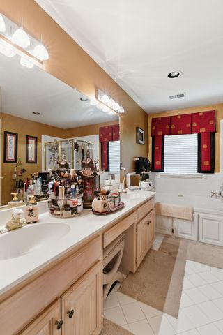 4913 Tulip Grove Ln, Hermitage, TN 37076