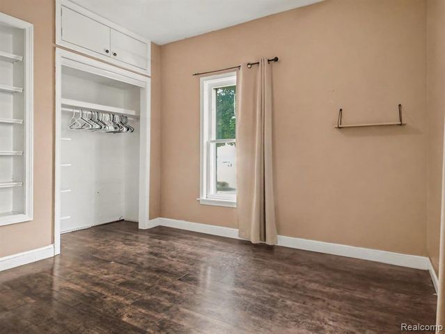 107 S Oak Street, Durand, MI 48429