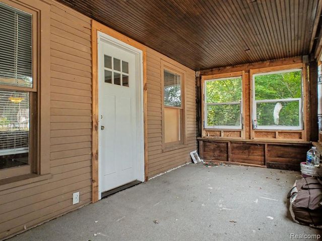 107 S Oak Street, Durand, MI 48429