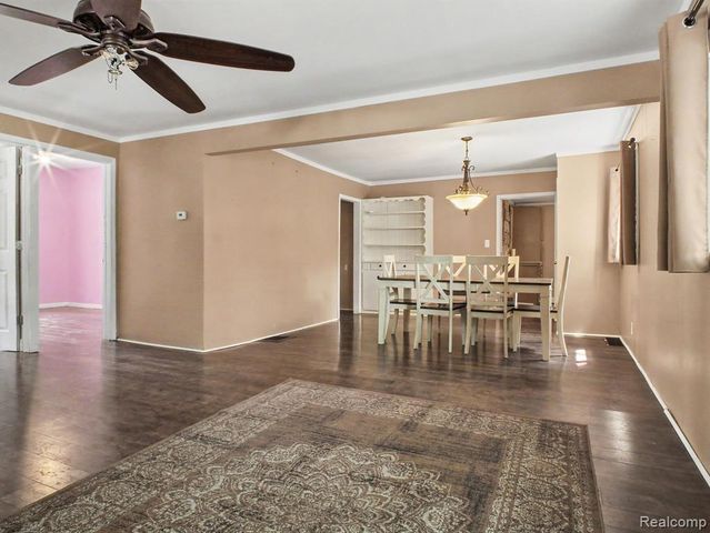 107 S Oak Street, Durand, MI 48429