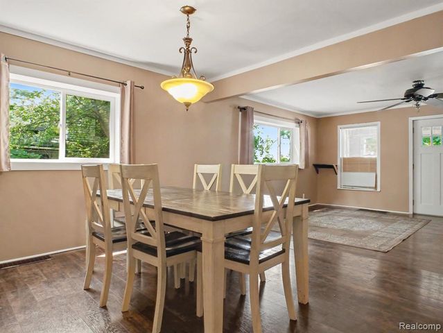 107 S Oak Street, Durand, MI 48429