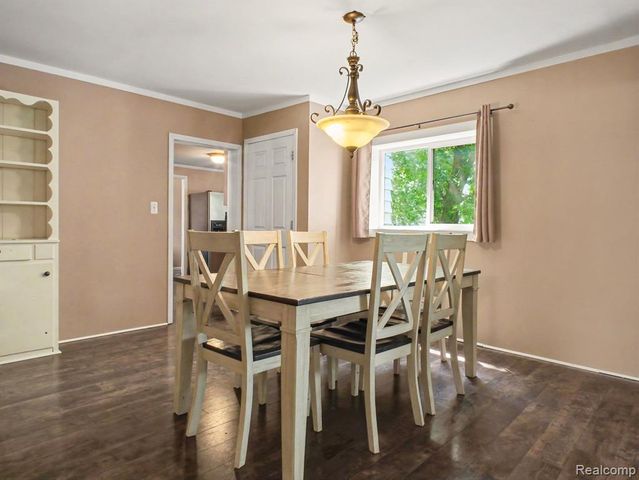 107 S Oak Street, Durand, MI 48429