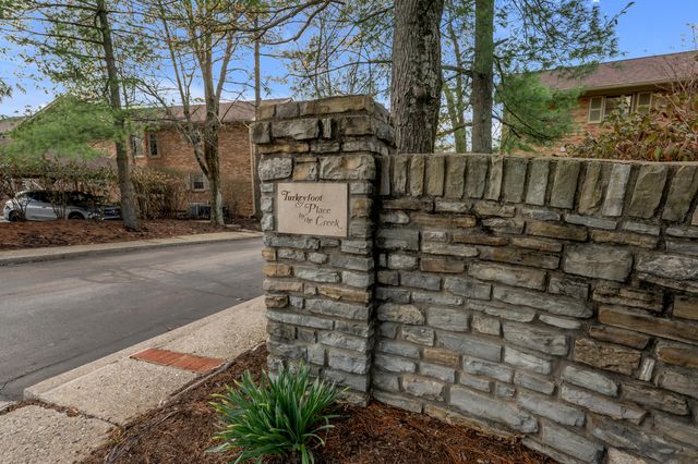 1167 Turkey Foot Road 8, Lexington, KY 40502