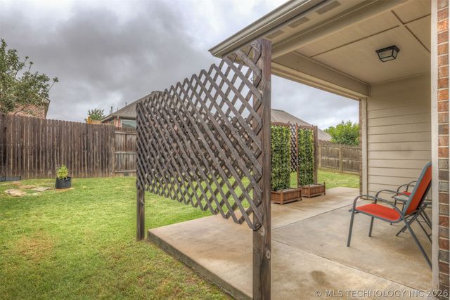 13325 S 21st Court E, Bixby, OK 74008