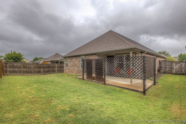 13325 S 21st Court E, Bixby, OK 74008
