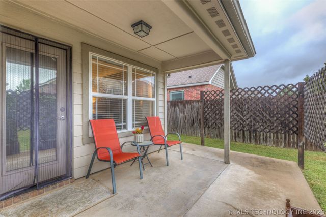 13325 S 21st Court E, Bixby, OK 74008