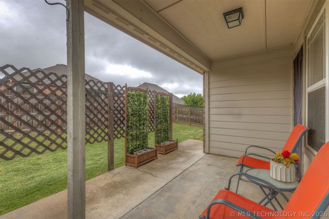 13325 S 21st Court E, Bixby, OK 74008