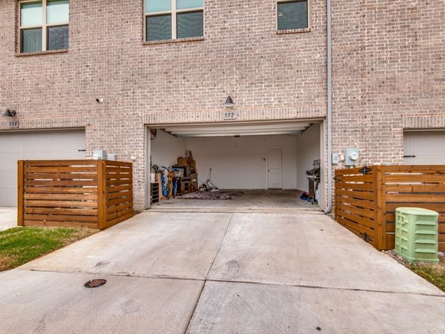 532 Ballustrade Drive, Irving, TX 75039