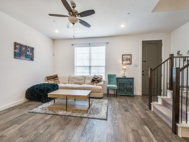 532 Ballustrade Drive, Irving, TX 75039