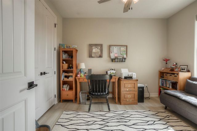 16 Westwood Drive W, Trinity, TX 75862