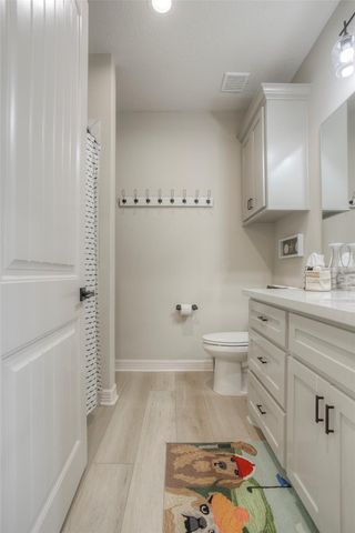 16 Westwood Drive W, Trinity, TX 75862