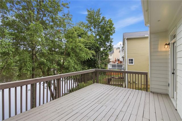 4343 Clairesbrook Lane, Acworth, GA 30101