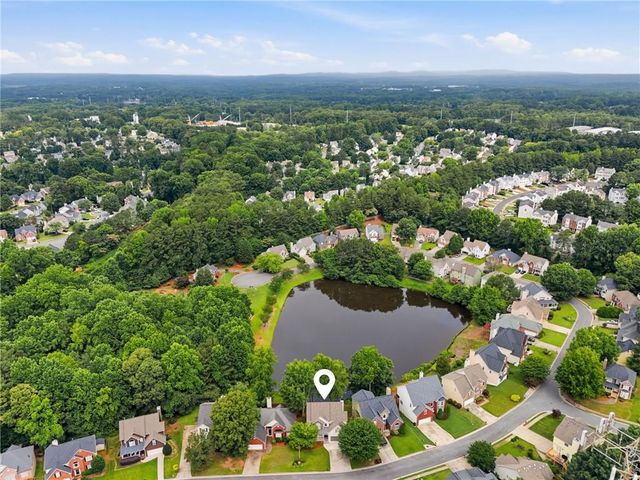 4343 Clairesbrook Lane, Acworth, GA 30101
