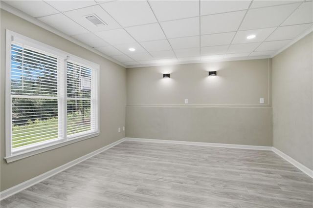 4343 Clairesbrook Lane, Acworth, GA 30101