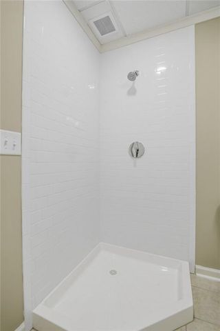 4343 Clairesbrook Lane, Acworth, GA 30101