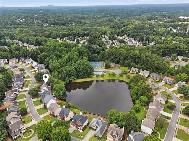 4343 Clairesbrook Lane, Acworth, GA 30101